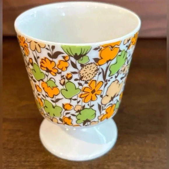 Vintage Mid-Century Chintz Floral Pedestal Footed Coffee Mug Excellent Condition - Picture 4 of 8